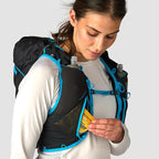 Ultimate Direction Adventure Vest | 17 Liter Capacity Hydration Pack - Image 5